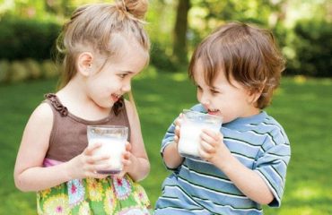 sữa cho trẻ biếng ăn